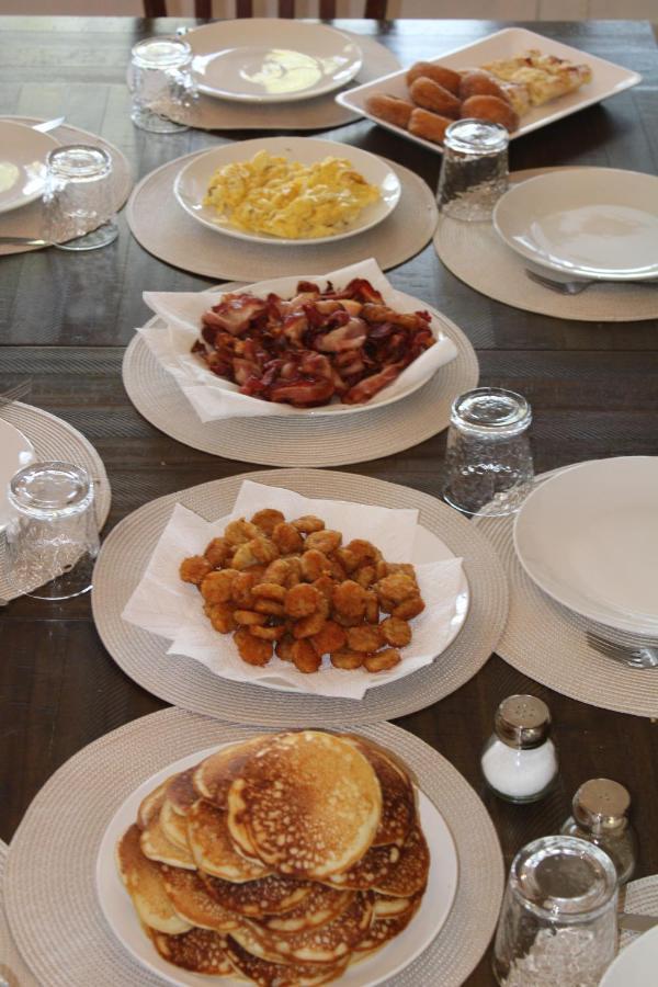 The Hillside B&B. Home W/ Breakfast Service! Висконсин Делс Экстерьер фото